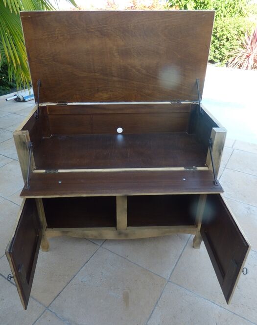 Low cabinet with two doors, a large drawer and its top which lifts up in solid wood