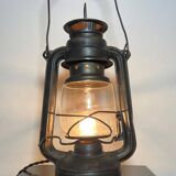 Hurricane lamp