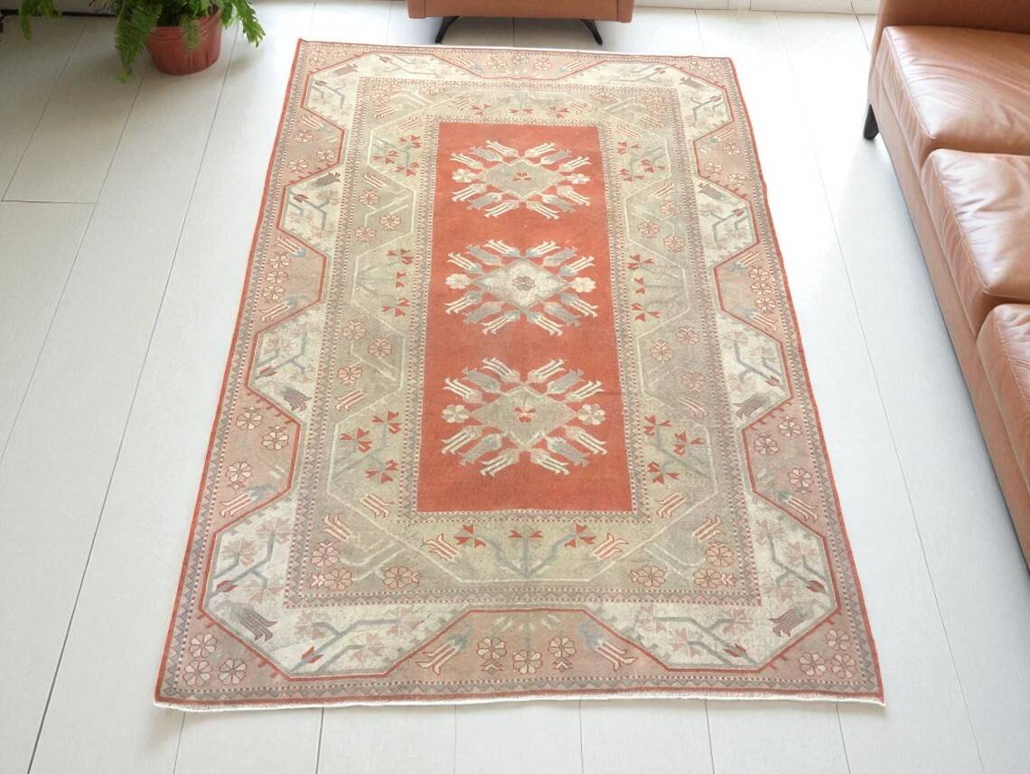 Oushak Handmade Floral Carpet