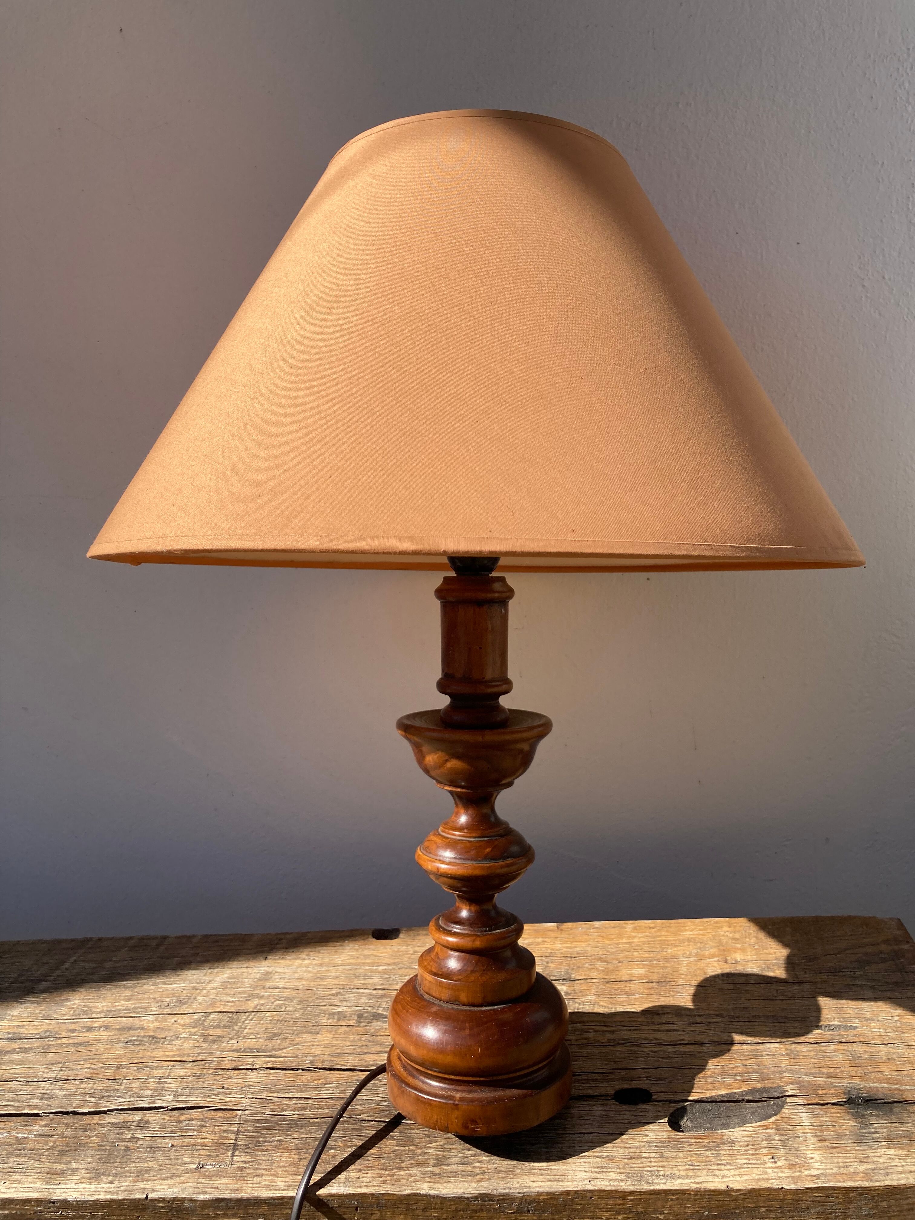 Vintage turned wooden lamp 1960 / 1970