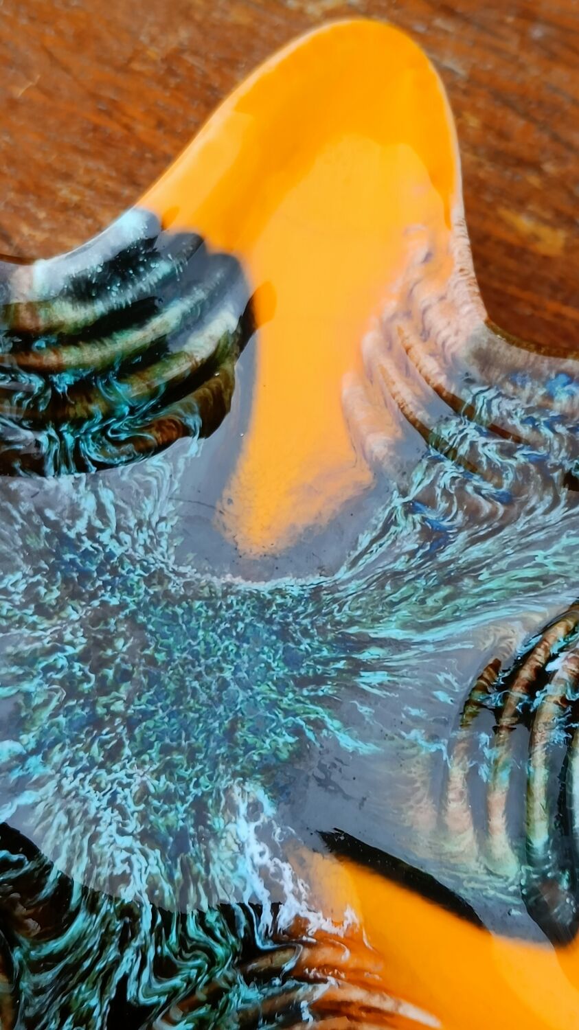 Vallauris style dishes