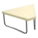 Table en plastique triangulaire de l'ère spatiale avec des pieds en tube chromé.
