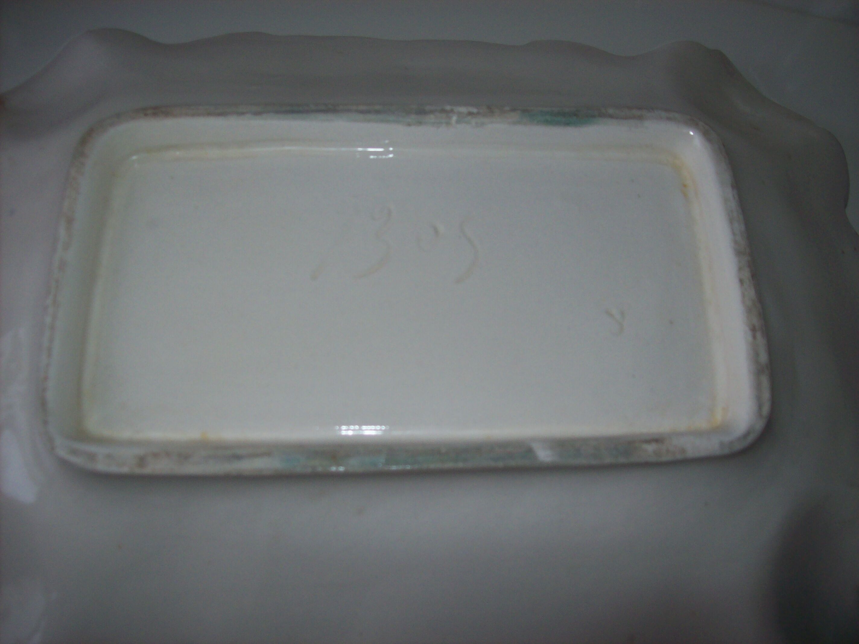 Asparagus dish and its drain