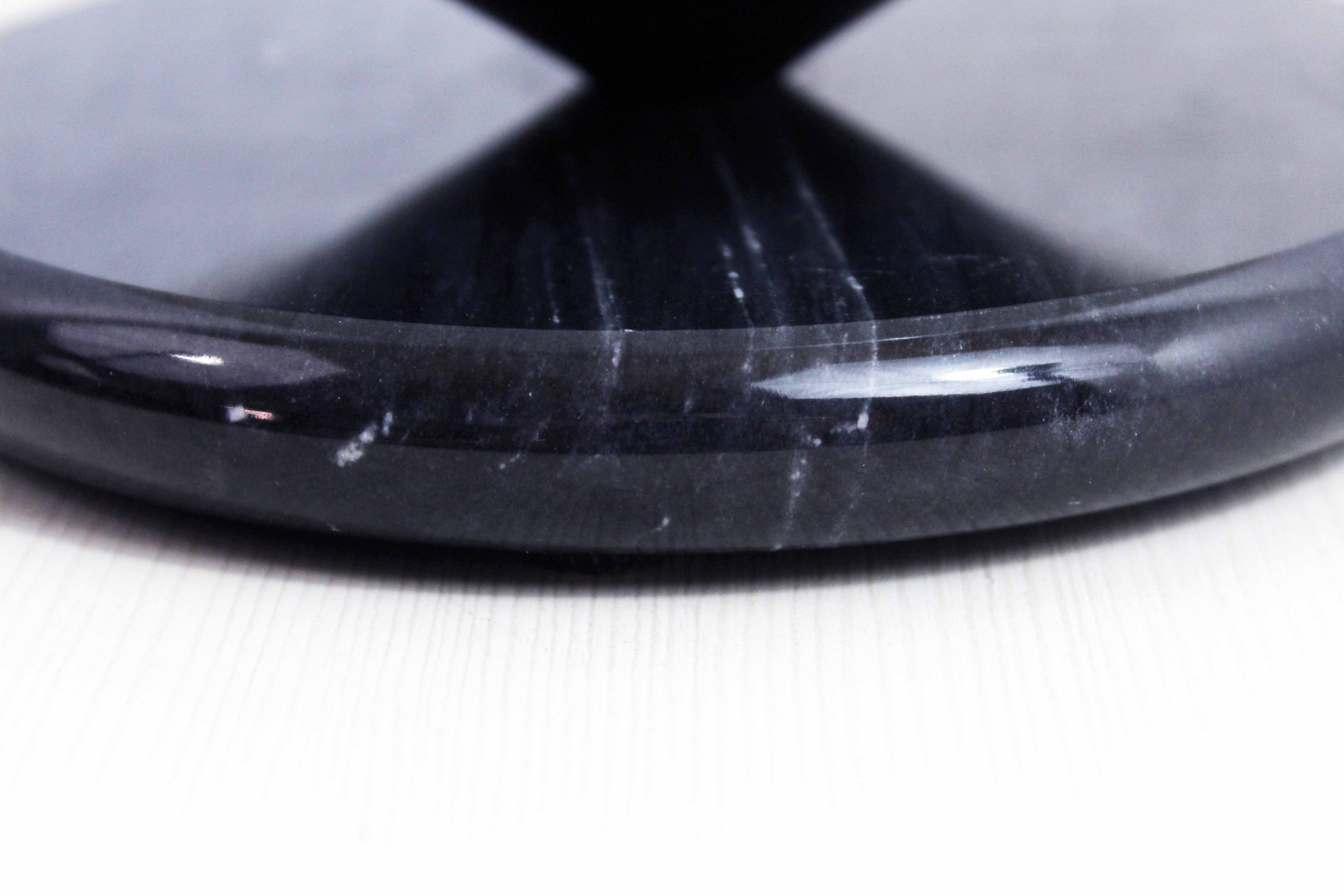 Mushroom lamp in marble and opaline glass