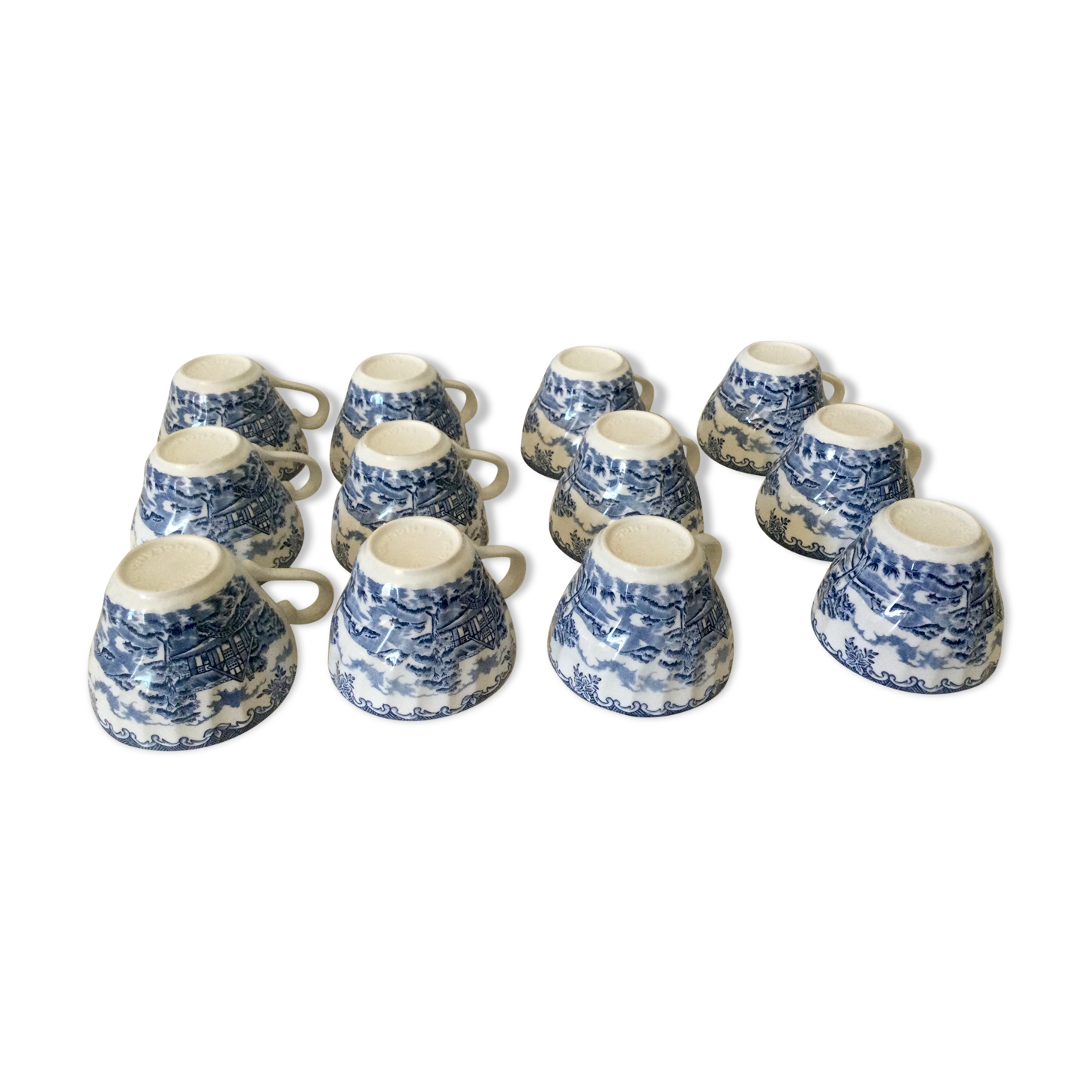12 tasses à café ou thé