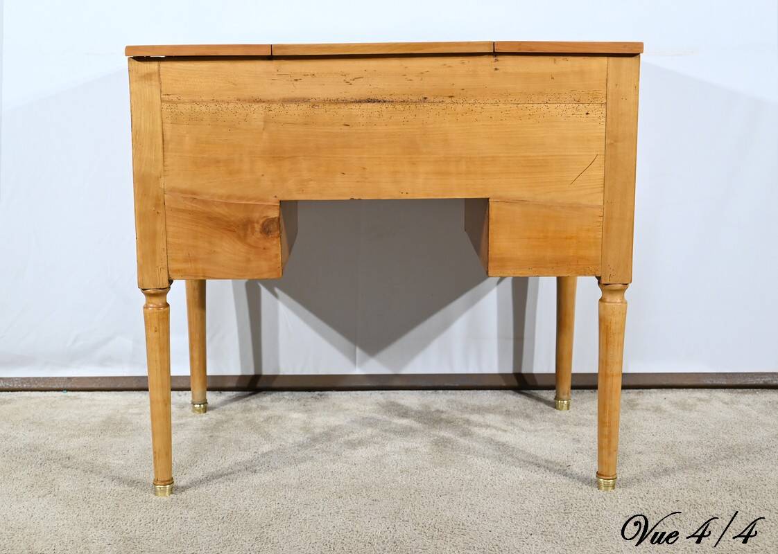 Small Dressing Table in Solid Cherry, Louis XVI Period – Late 18th Century