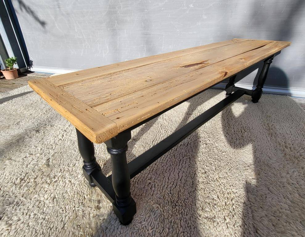 Two-tone coffee table bench, 19th century