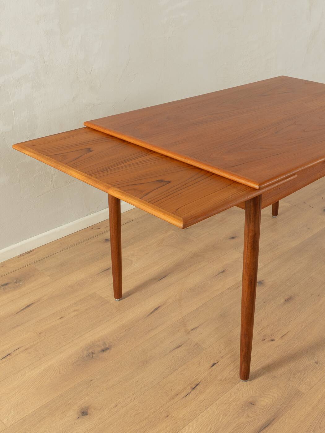 Table à manger des années 1960