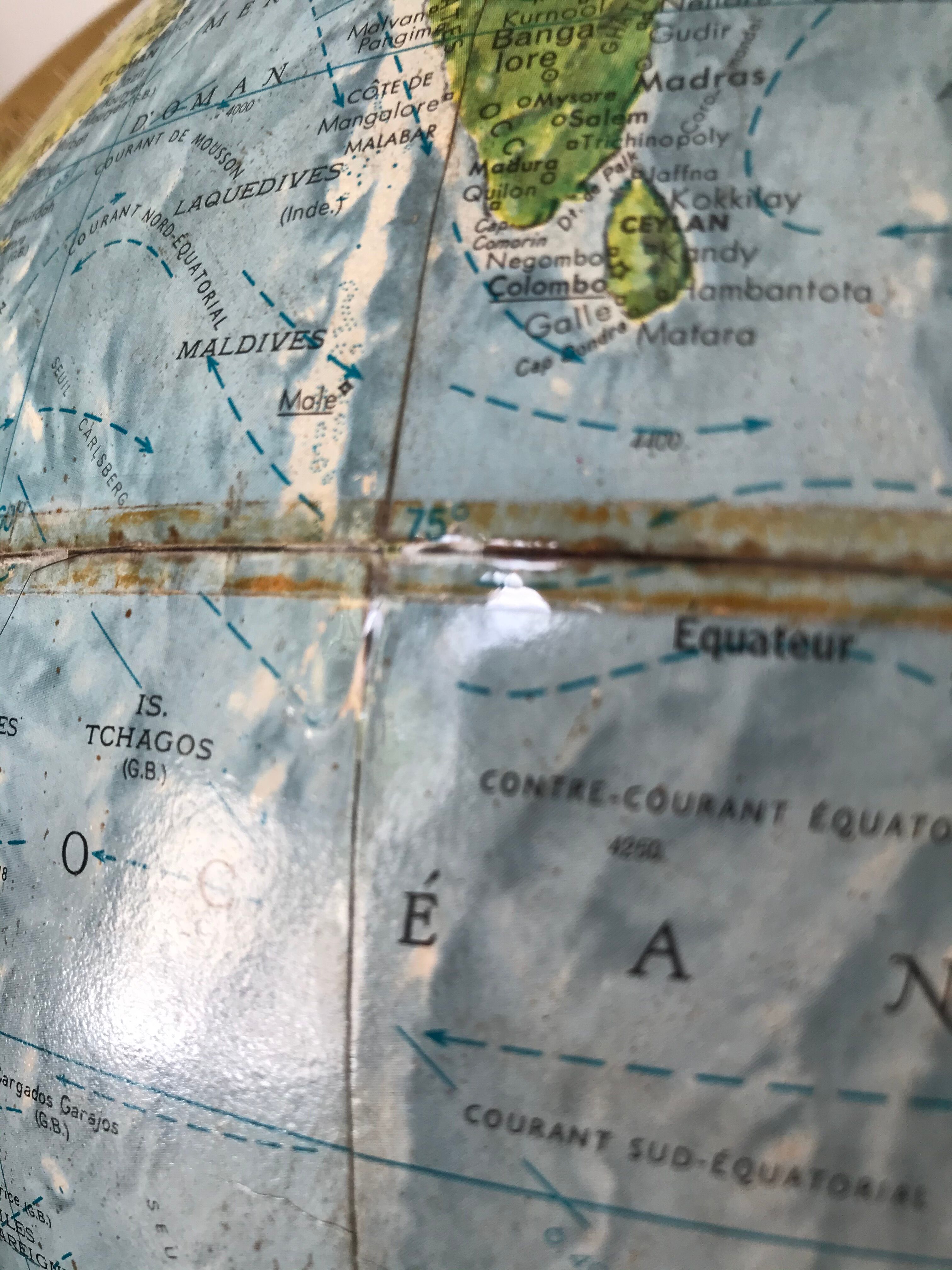 Globe Earth Scanglobe 1960 in relief, paper map and brass footing