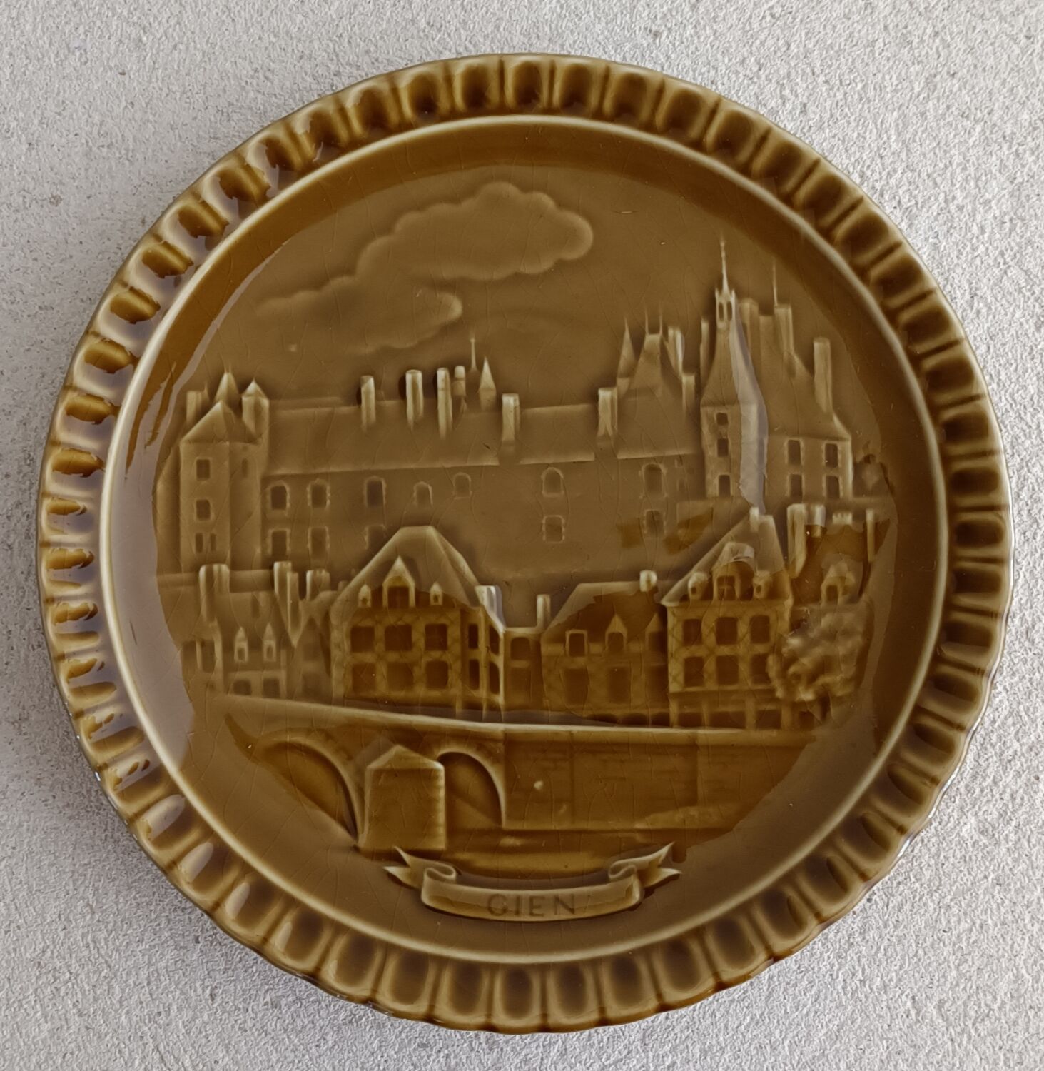 Assiette château de Gien