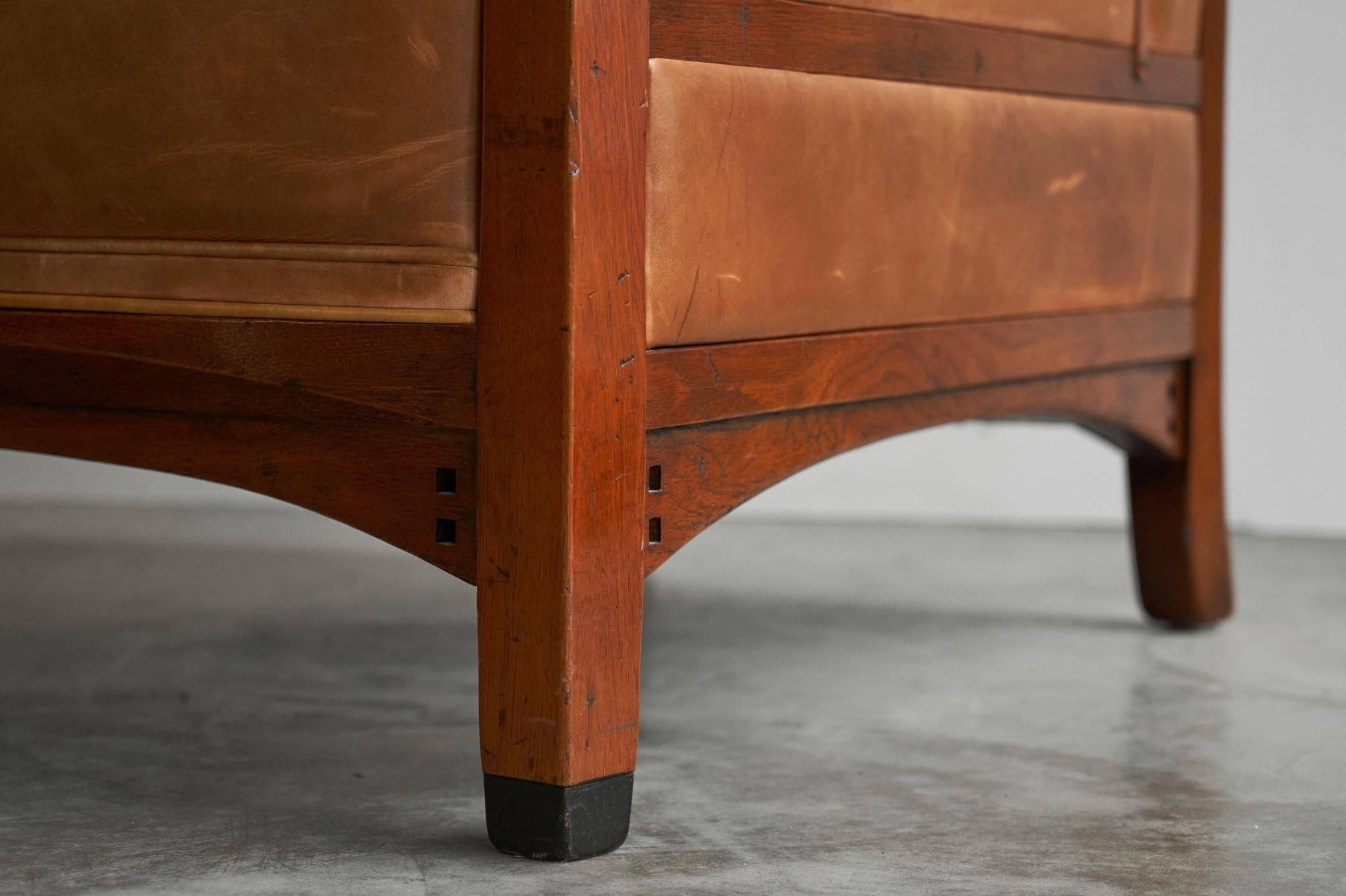 Art Deco armchair in solid oak and leather by Frits Schuitema