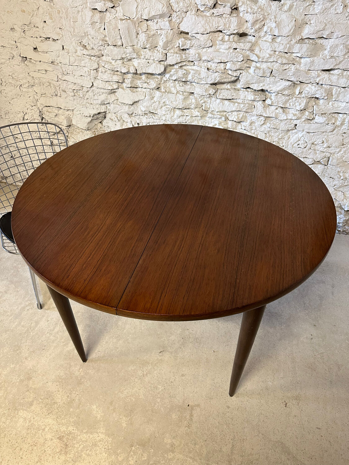 Vintage rosewood extendable dining table