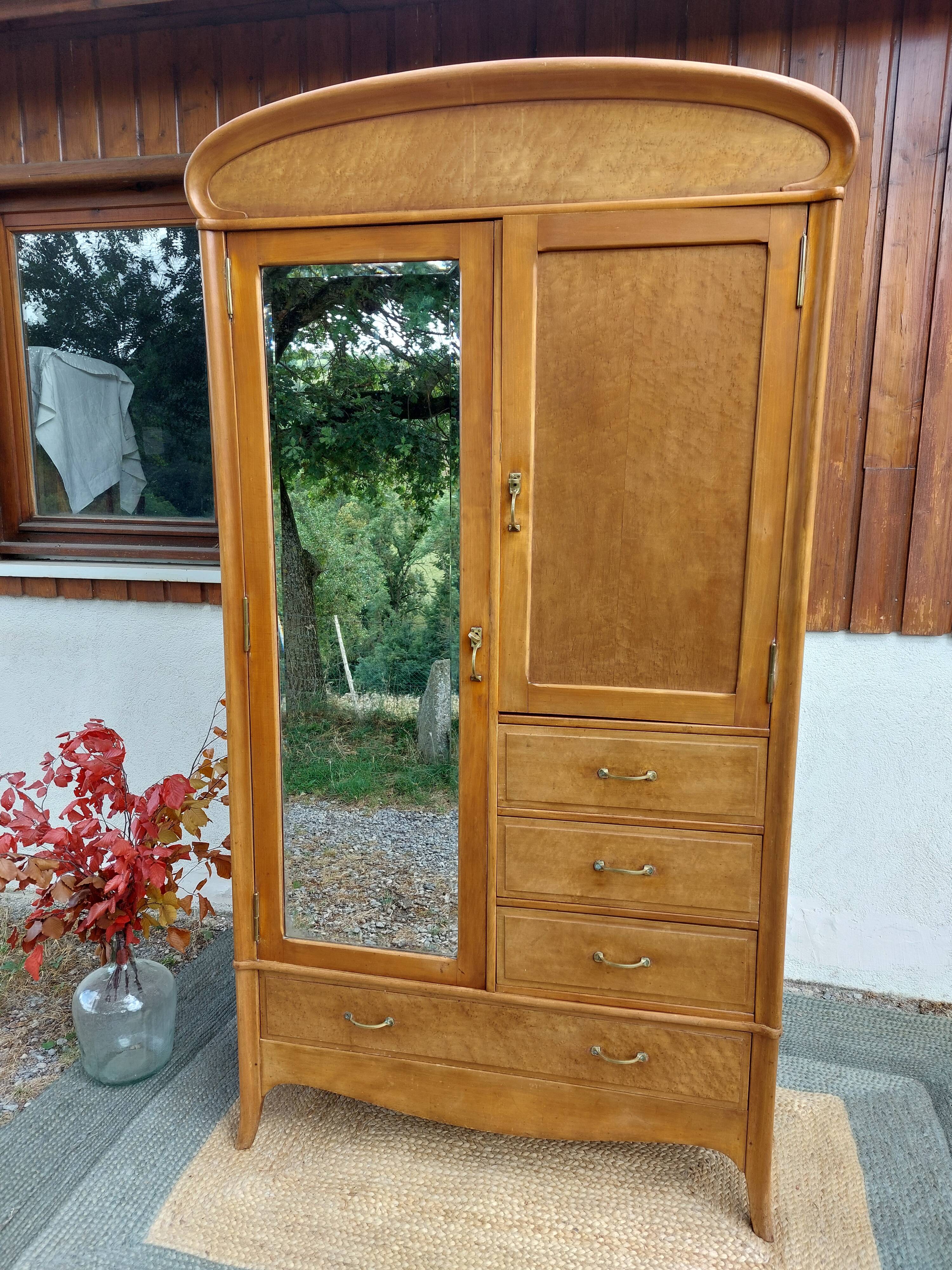 triple function wardrobe, hanging rail
