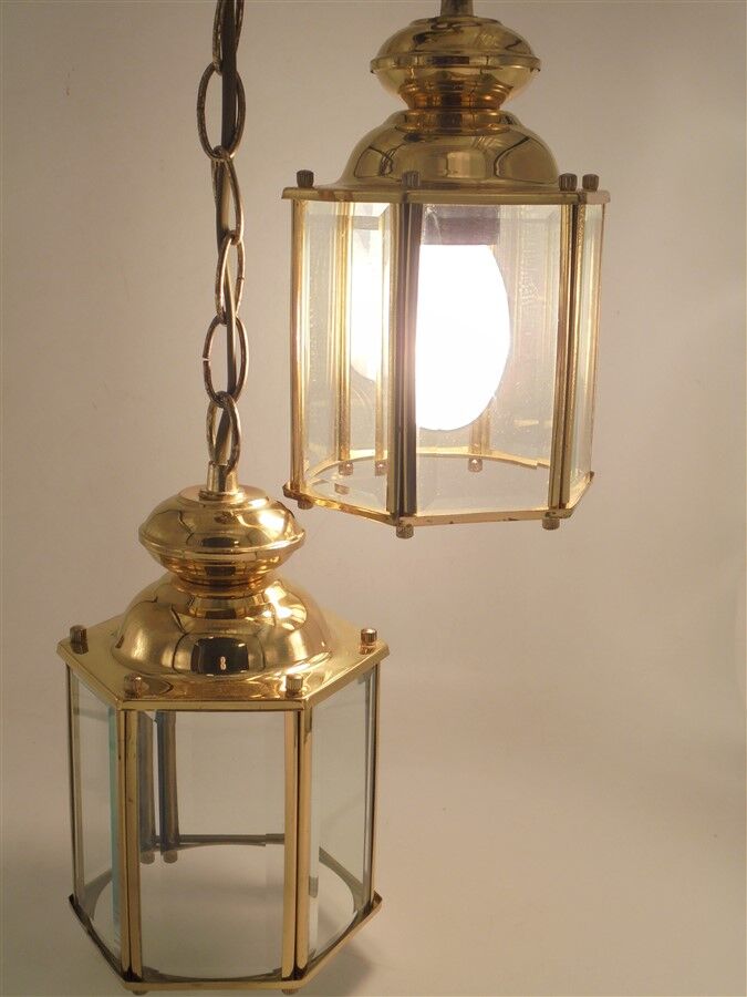 Lantern suspension duo