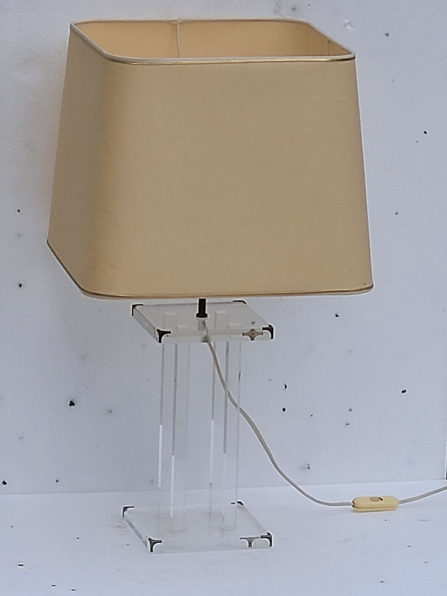 Vintage 1970 plexiglass lamp by David Lange for Roche Bobois