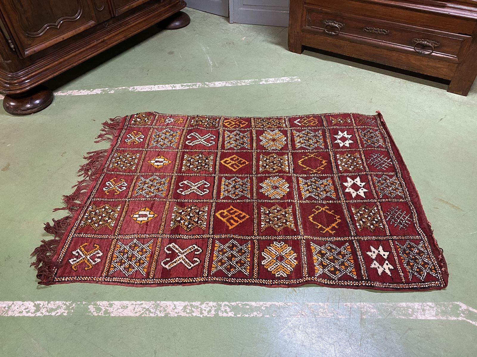 Handmade Moroccan wool rug 160x108cm