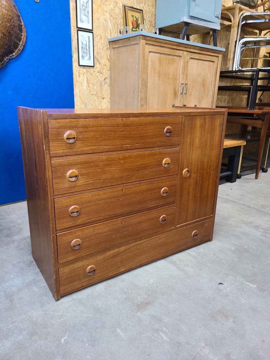 Commode scandinave vers 1960