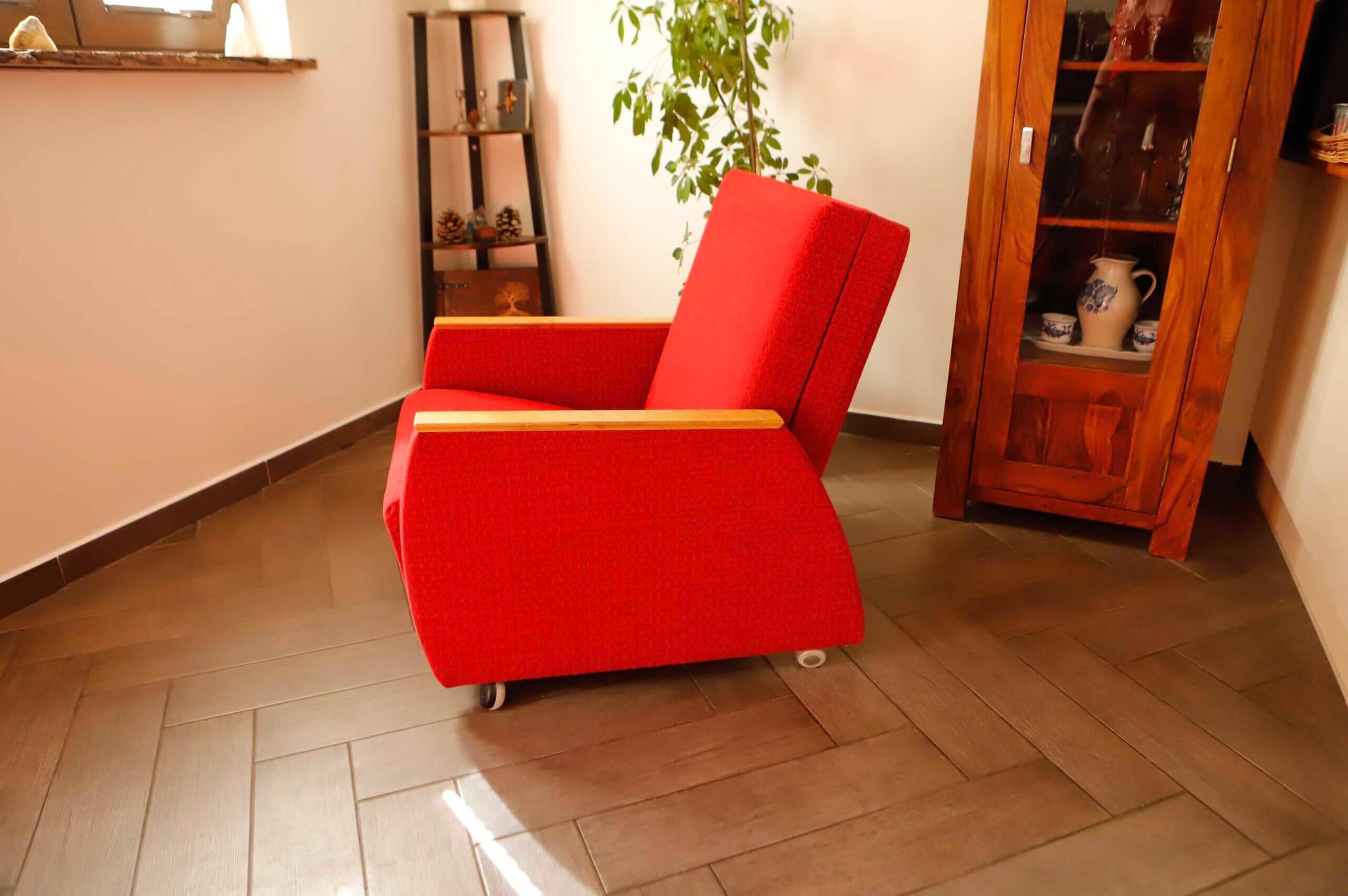 Rondo convertible armchair