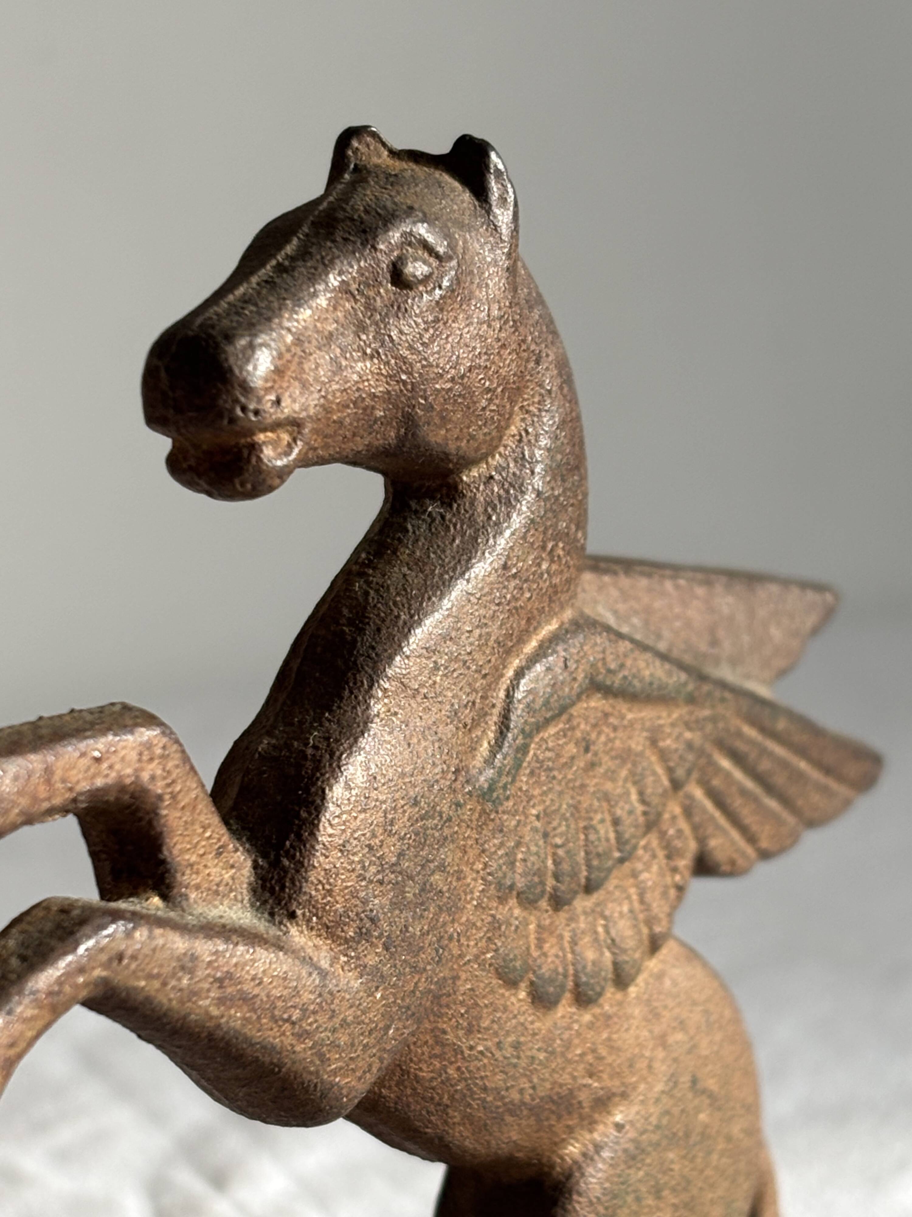 Sculpture Pégase | Cheval ailé en fonte | Déco mythologie