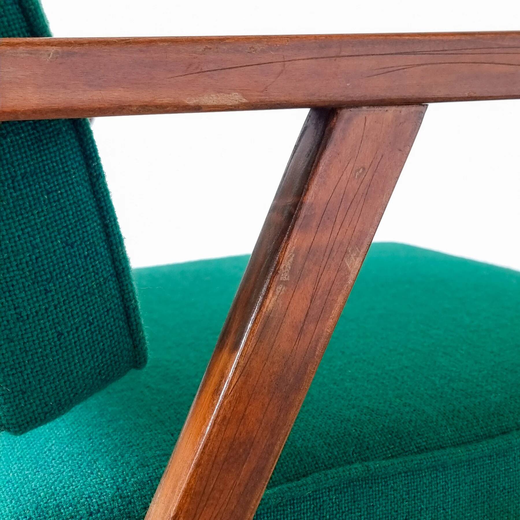 Pair of armchairs no. 48 "Luisa" by Franco Albini for Knoll International