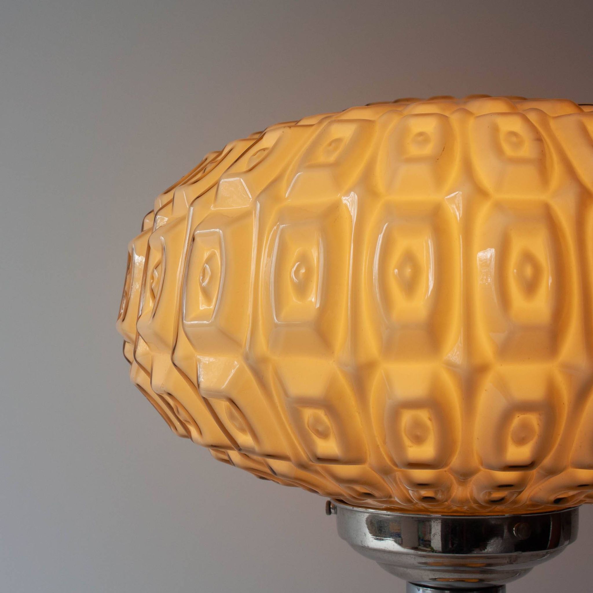 1940s Portuguese Art Deco Table Lamp with Gray Opaline Shade
