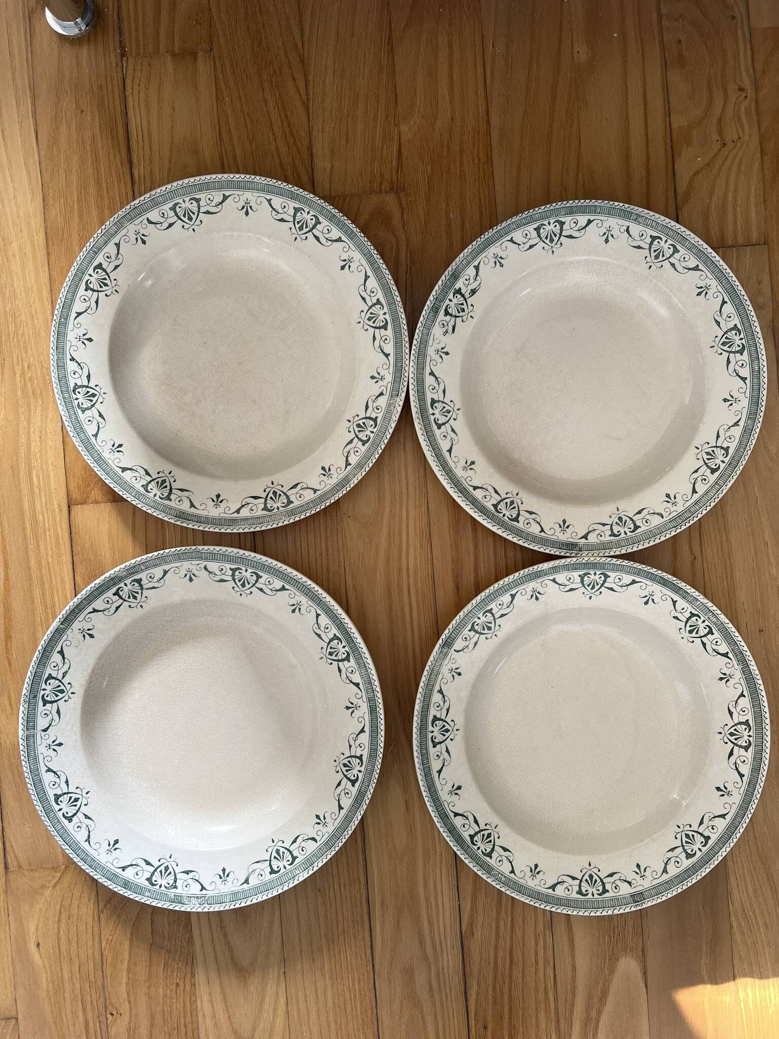 Deep plates made of ironstone