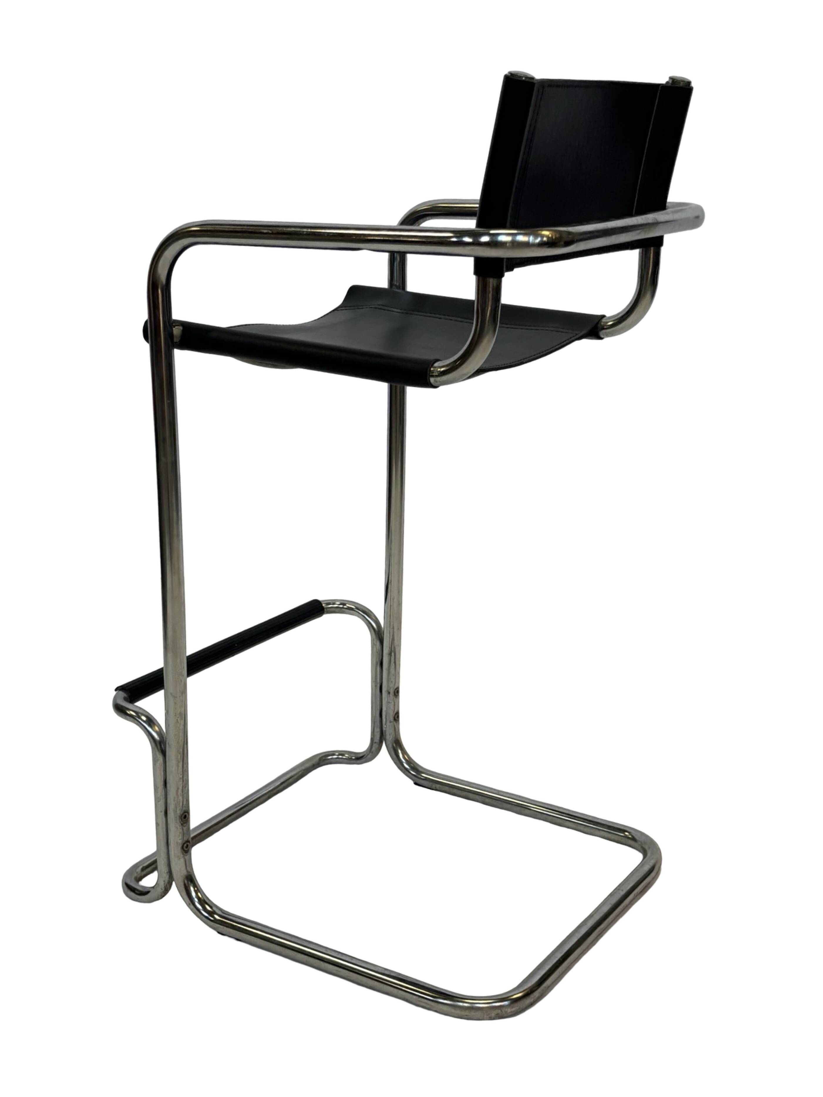 Tabouret de bar vintage en cuir noir et chrome, Italie