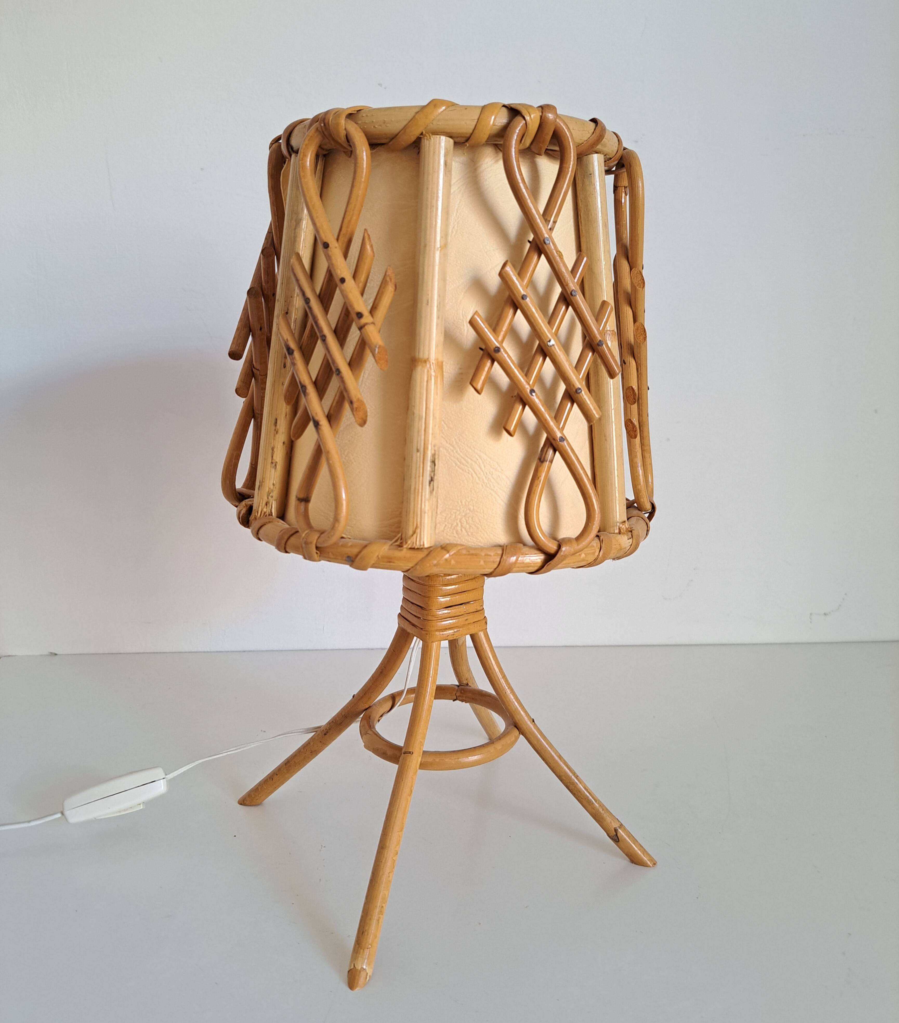 Bamboo bedside lamp