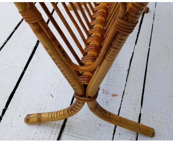 Rattan magazine holder