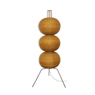 Triple wicker ball floor lamp