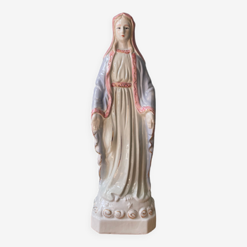 Virgin Mary in porcelain