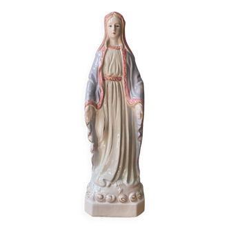 Virgin Mary in porcelain