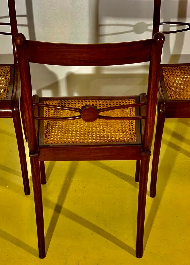 4 chaises style directoire en acajou massif