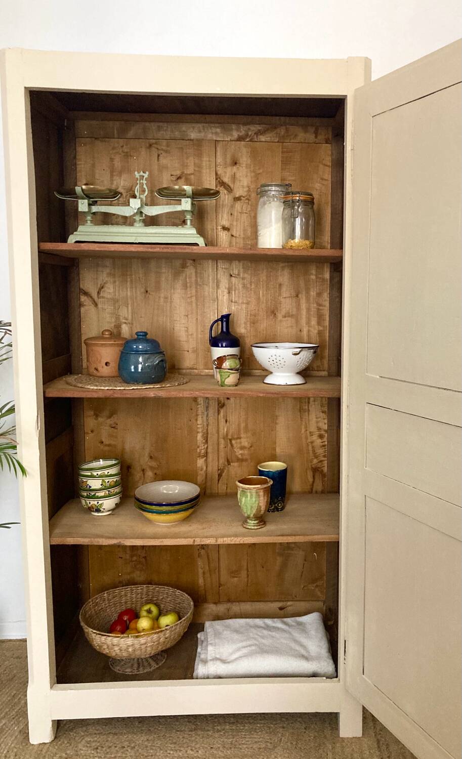 Parisian Bonnetiere wardrobe