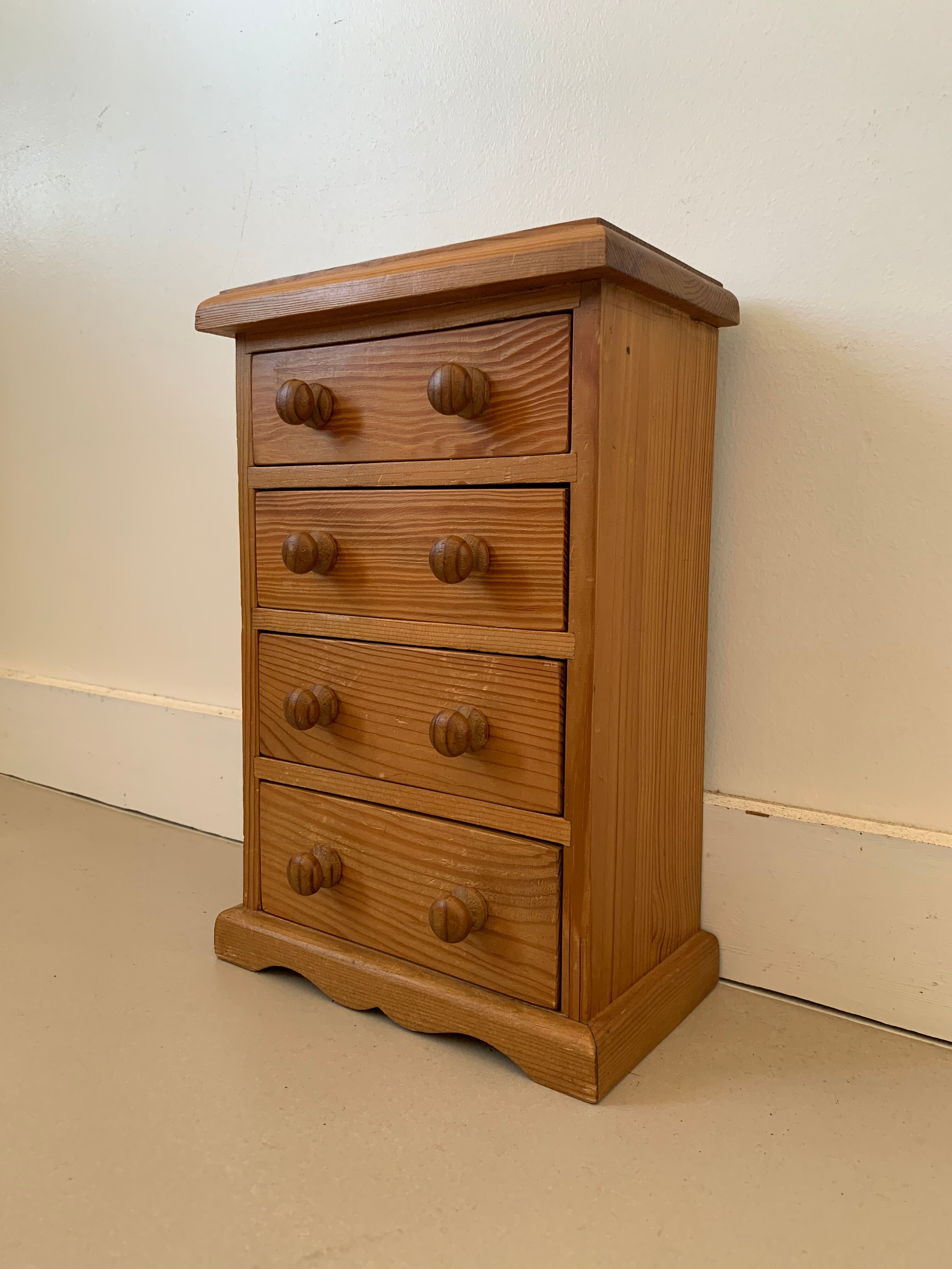 Small antique drawer cabinet