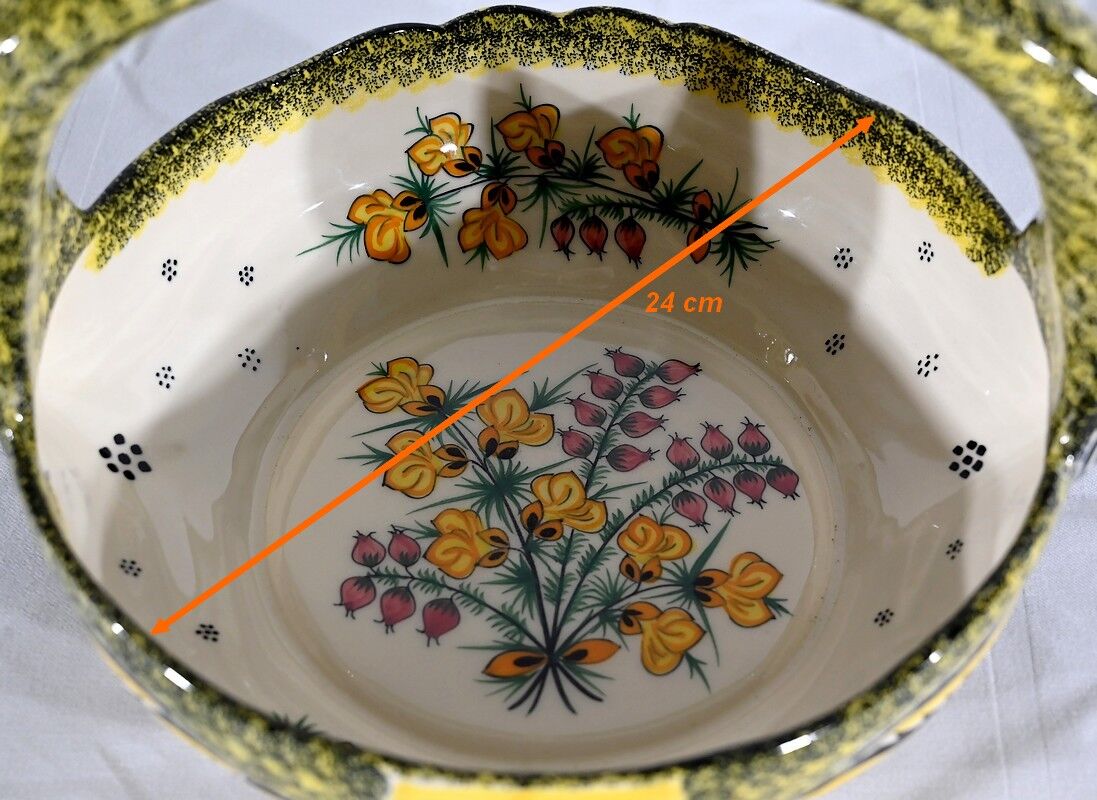 Earthenware basket, Manufacture Henriot Quimper – Mid-twentieth century