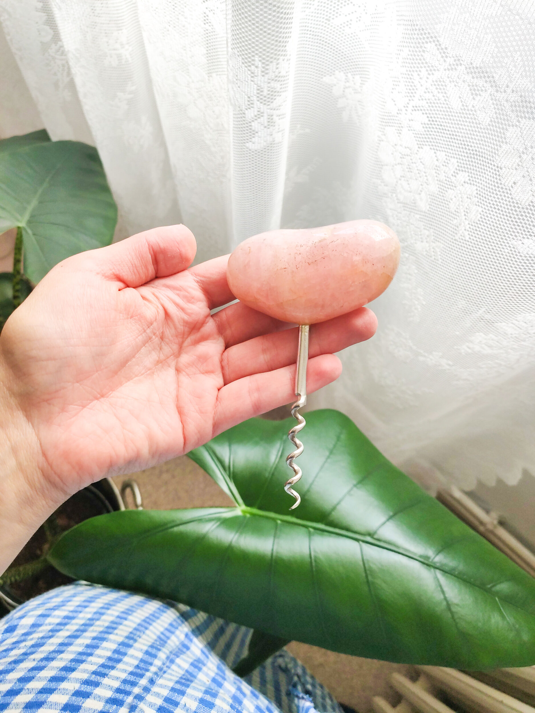 Rose quartz corkscrew
