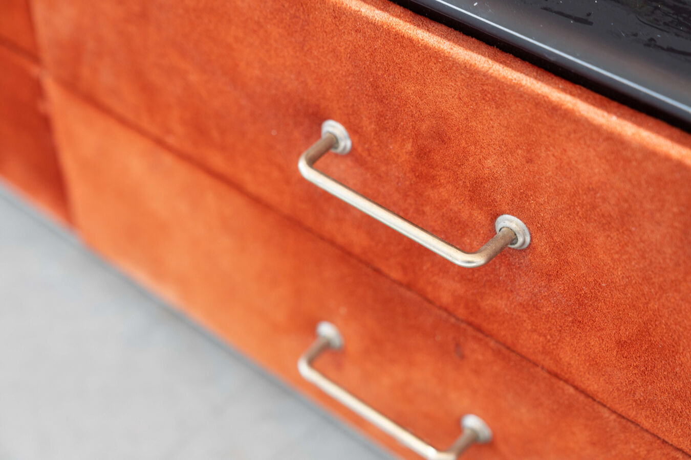 Alcantara chest of drawers, 70s