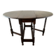 Ancienne table pliante anglaise en bois et pieds tournés 