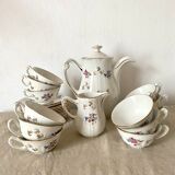 Antique tea set in Amandinoise porcelain