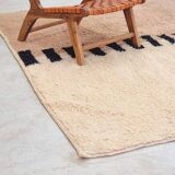 Traditional handmade pure wool rug, size 200 x 300 cm