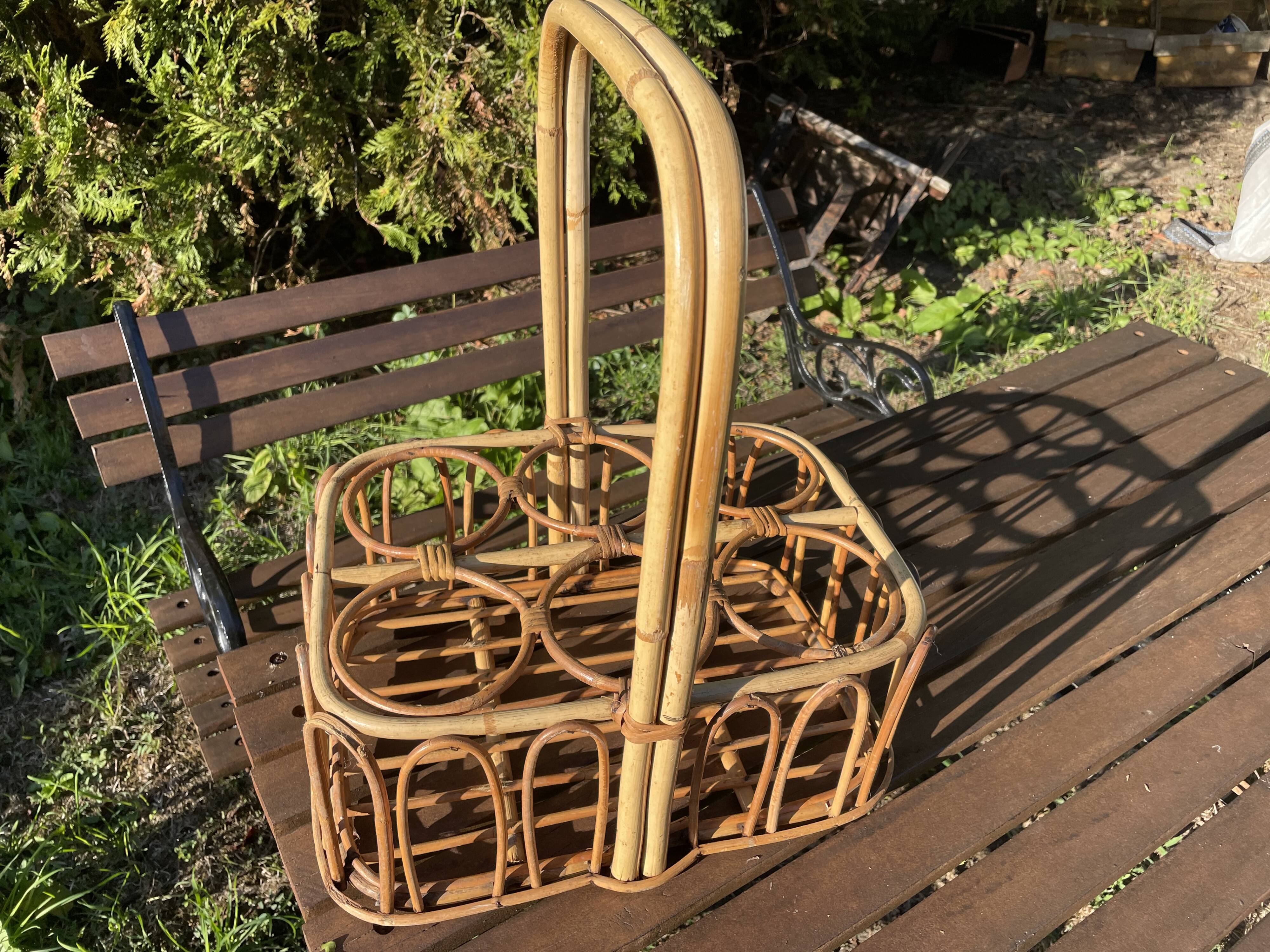 Bamboo rattan bottle holder