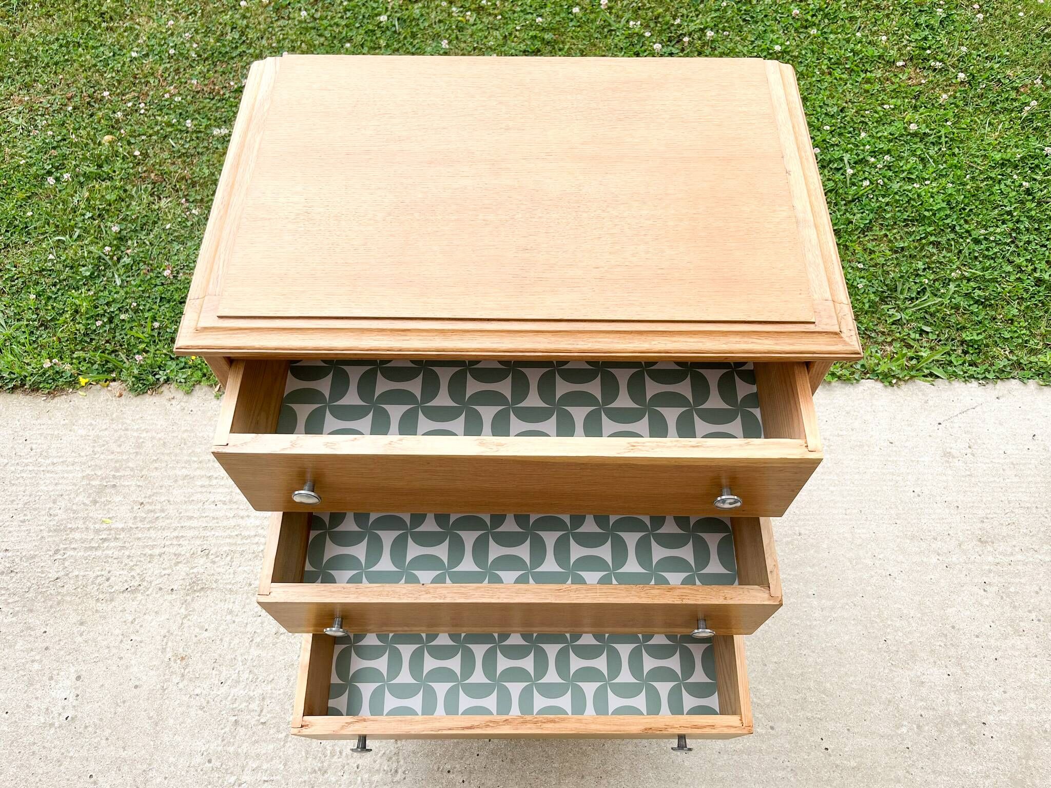 Scandinavian style 3-drawer chest of drawers, compass feet, from the 50s/60s