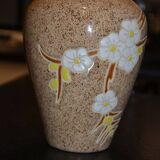 Vase signed with cloisonné flower decorations