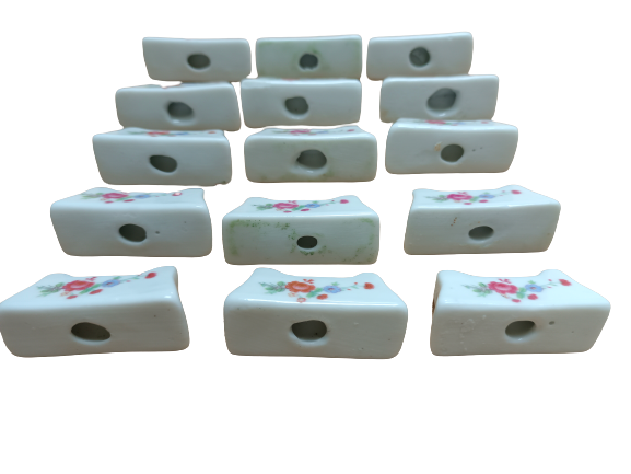 Porcelain knife holders