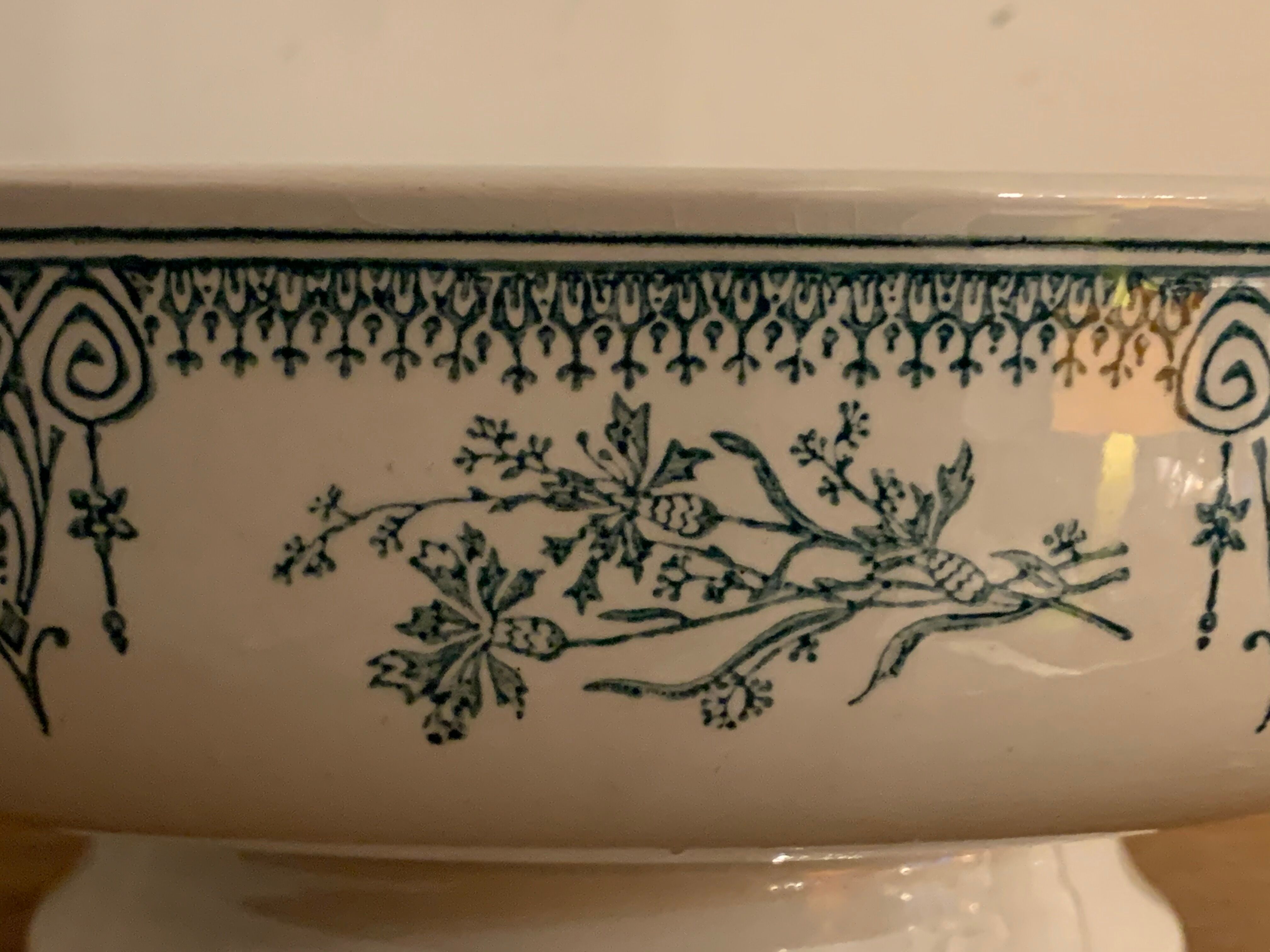 2 art deco dishes Saint Amand