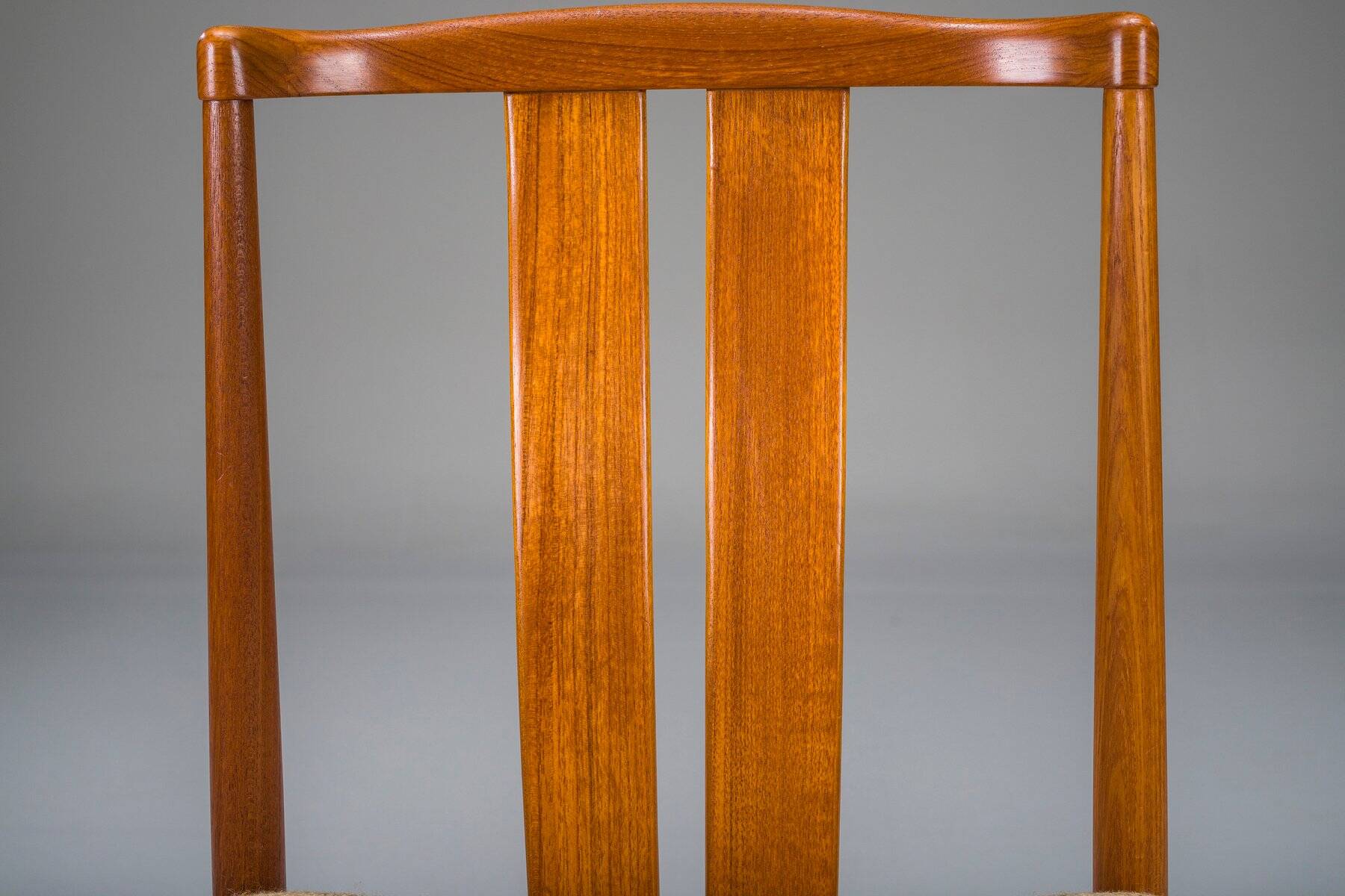 Mid-century modern Danish teak dining chair by Henning Sørensen for Vamdrup Stolefabrik, 1960s
