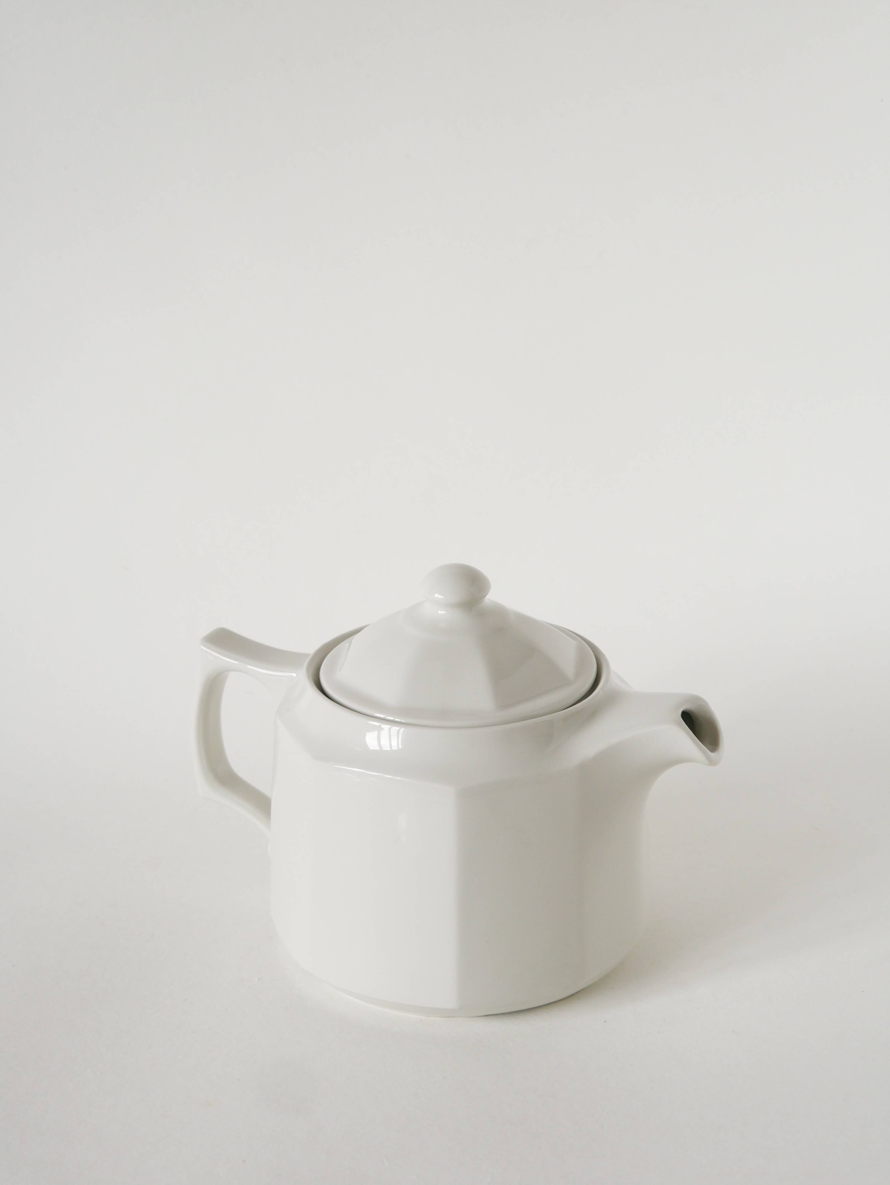 Faceted ceramic teapot, White, 1950