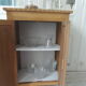 Meuble vintage 2 portes, faible profondeur en bois marqueté finition cirée