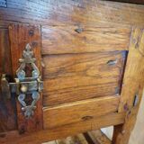 17th century hunting table